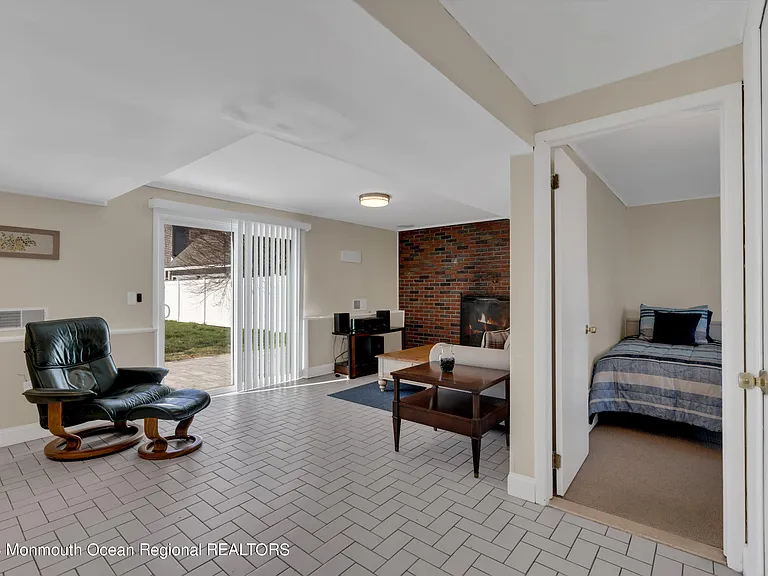 415 15th Ave — Photo 33