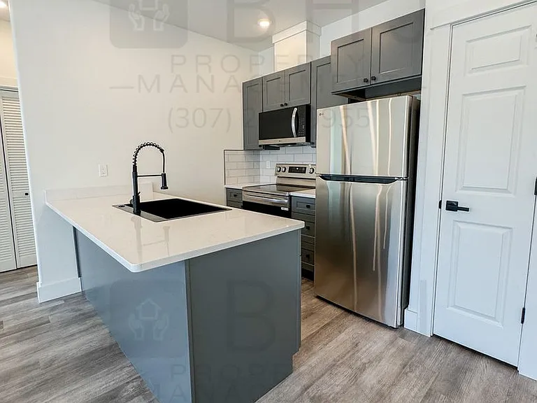 951 Covey Run Rd — Photo 3