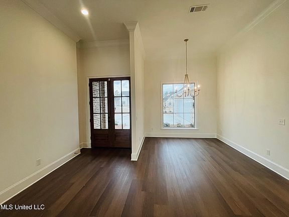 4th image of 702 Kingswood Cove Pl