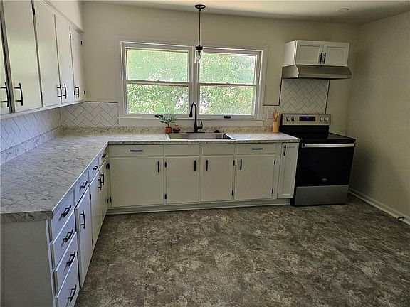 4th image of 5506 Harvard Ave