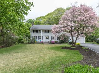 5 Taft Cir, Winchester, MA 01890