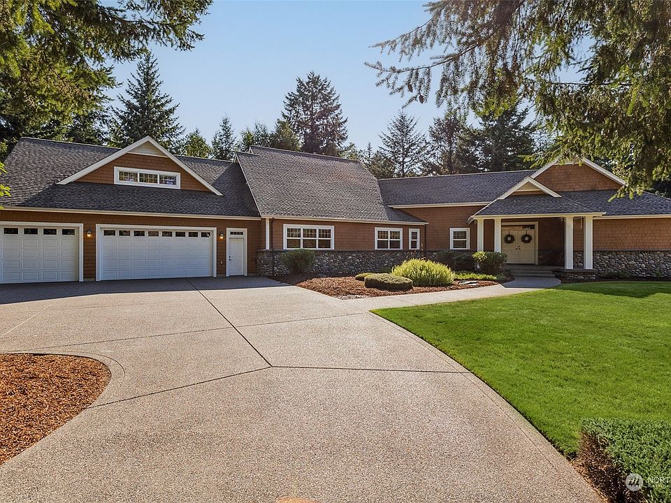 1st image of 7018 Highlands Drive NE