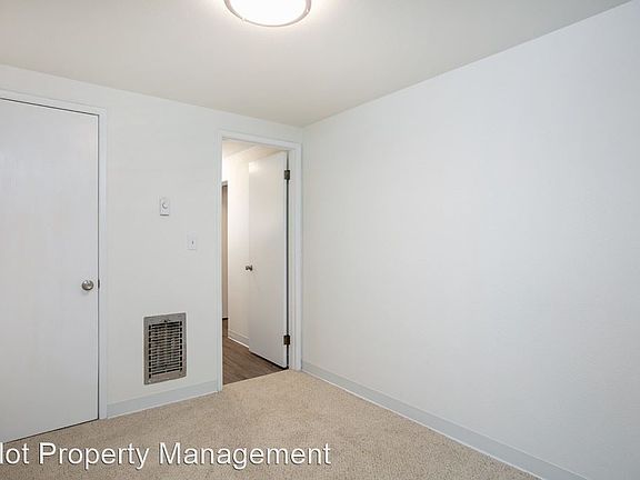 5th image of 22855 30th Ave S APT 6