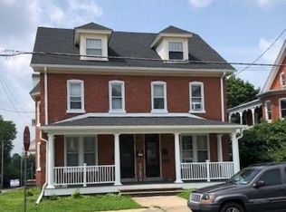 200 Jefferson St, East Greenville, PA 18041