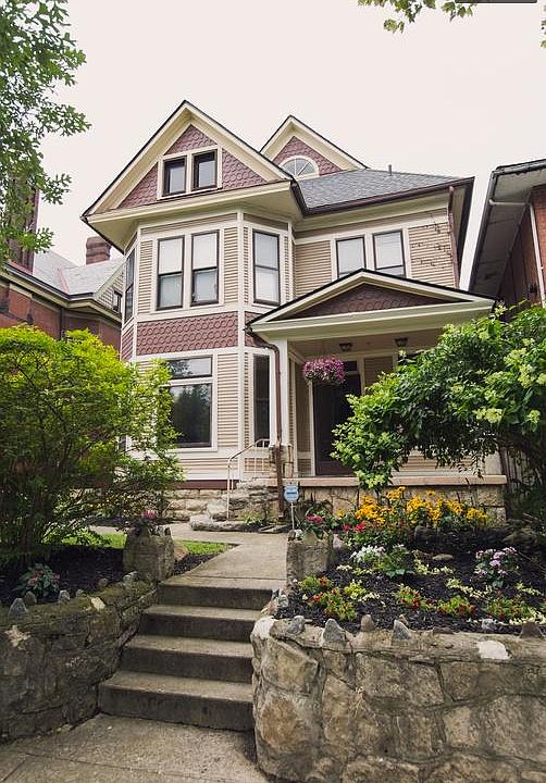 1st image of 1289 Neil Ave #B