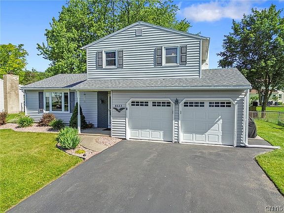 2nd image of 8023 Evesborough Dr