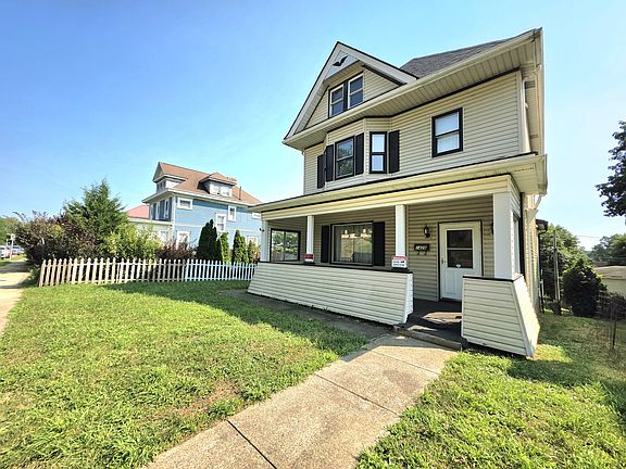 2nd image of 1428 Euclid Ave
