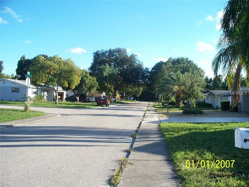 1st image of 2853 Finch Dr