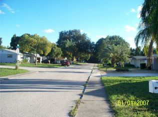 2853 Finch Dr, Holiday, FL 34690