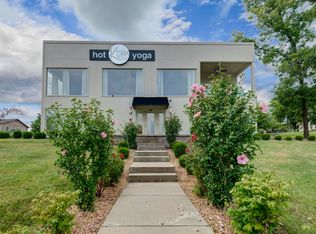 701 S Sycamore St, Branson, MO 65616