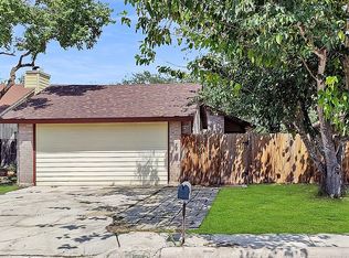 9722 Meadow Dr, Converse, TX 78109