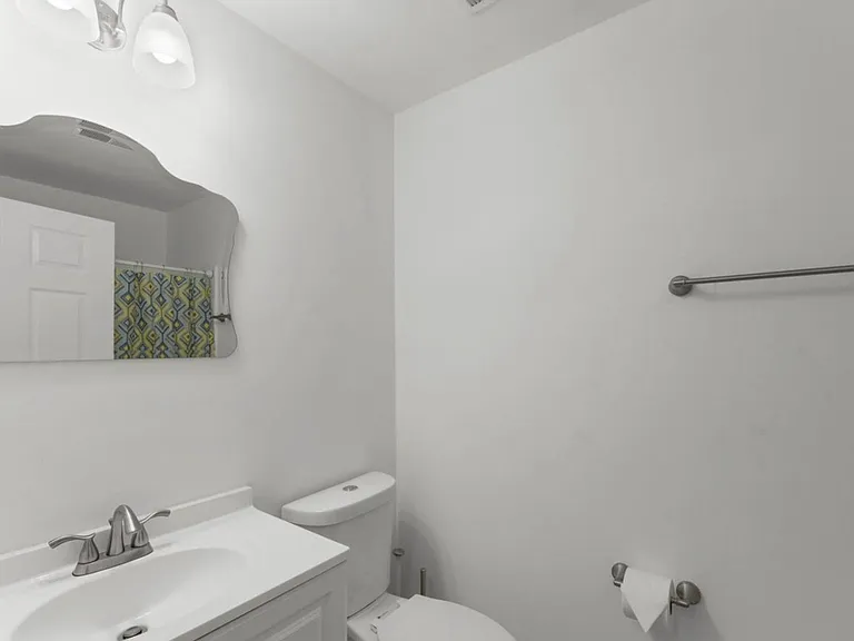 6600 Lake Park Dr #103 — Photo 15