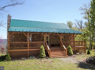 491 Justin Ln, Great Cacapon, WV 25422