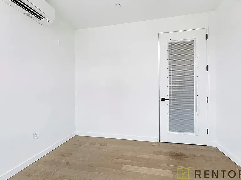 1875 Atlantic Ave #204R — Photo 9