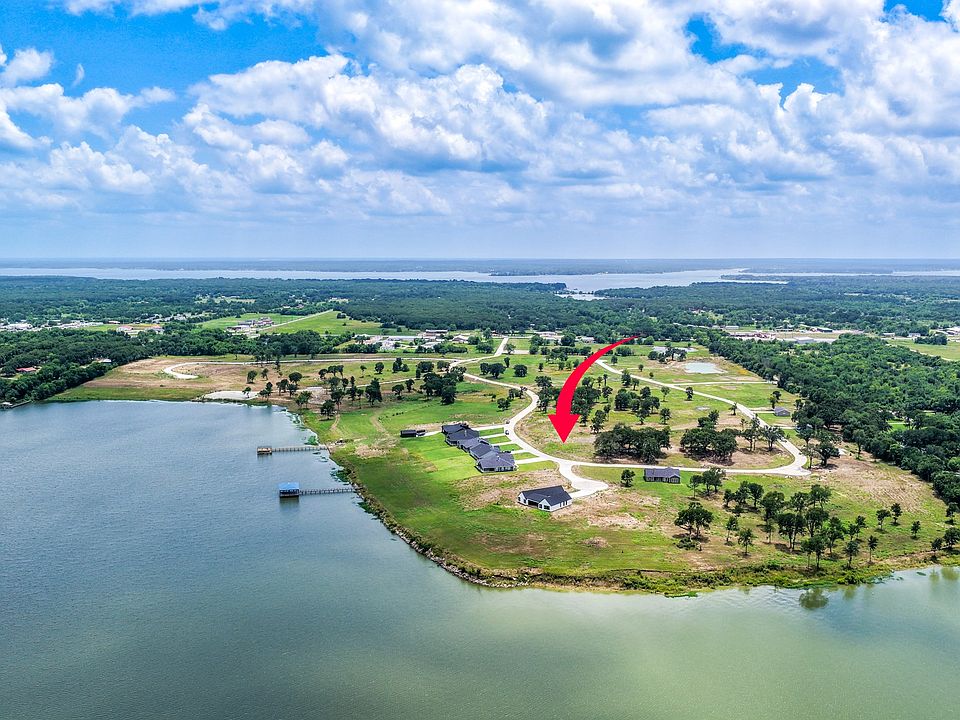 1st image of 250 Caro Dr