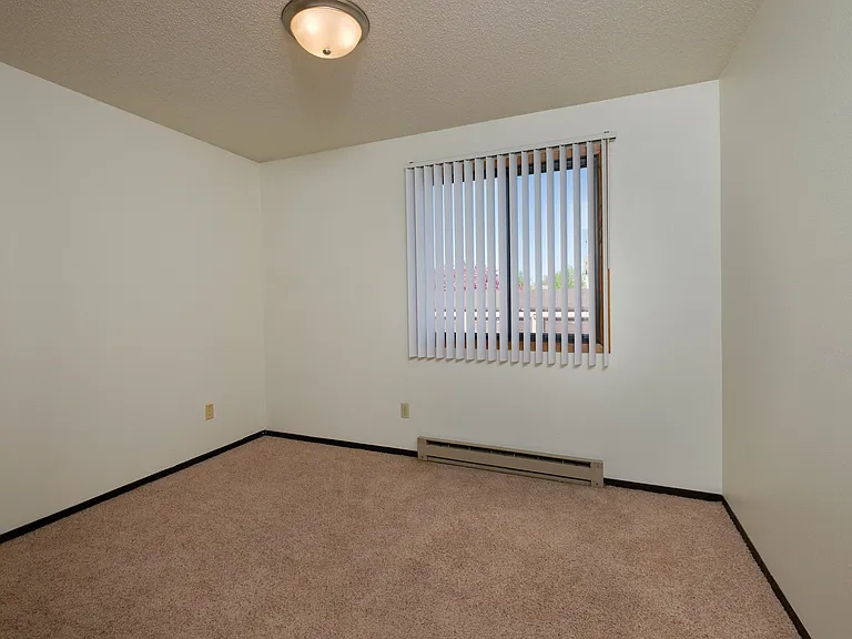 Fargo, ND Countryside Apartments | Bedroom