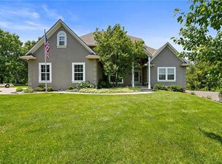 15604 Quail Ridge Dr, Smithville, MO 64089