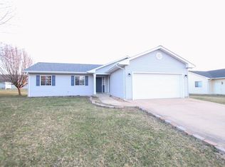 242 Heritage Dr, Sullivan, MO 63080