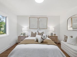2155 Sterling Ave, Menlo Park, CA 94025