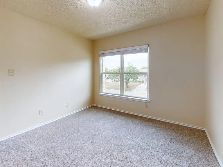 2166 Mossy Creek Dr — Photo 11