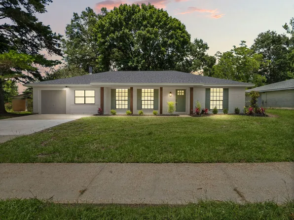 1826 Woodlawn St, Deridder, LA 70634