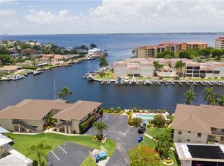 1929 SE 40th Ter #4, Cape Coral, FL 33904
