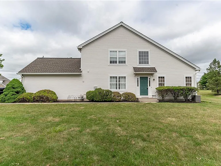 269 Park Ridge Dr — Photo 1