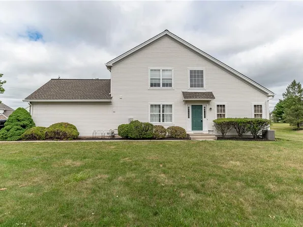 269 Park Ridge Dr, Easton, PA 18040