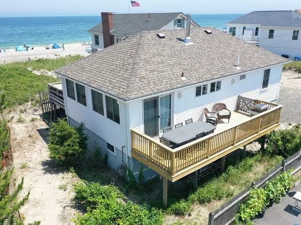 21 Kenilworth St, Scituate, MA 02066