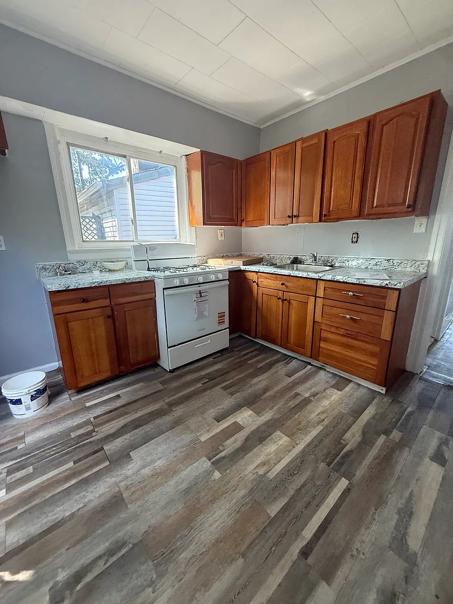 Building Photo - 32 Finlay Pl #2L