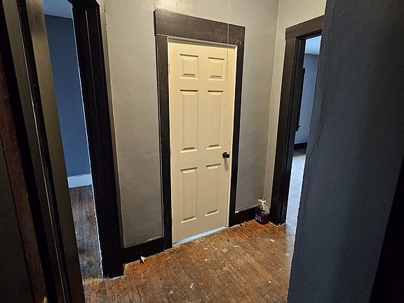 5th image of 58 Locust St #Up