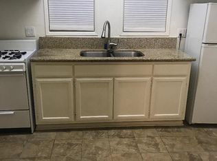 1128 N New Hampshire Ave APT 4, Los Angeles, CA 90029