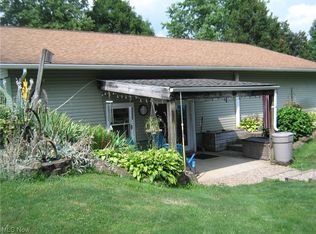 4050 Gorsuch Rd, Nashport, OH 43830