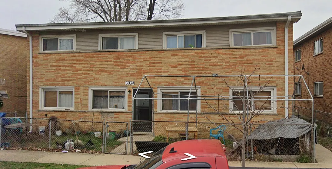 3 bed, 1200 sqft, $1,600 — Photo 1
