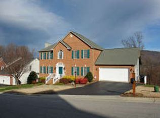 1340 Crutchfield St, Roanoke, VA
