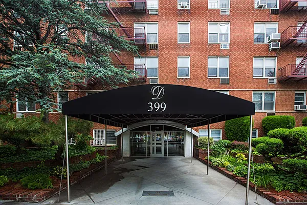 Sold by Compass | media 2