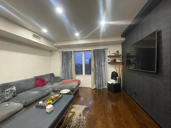2469 65th St APT 6B, Brooklyn, NY 11204