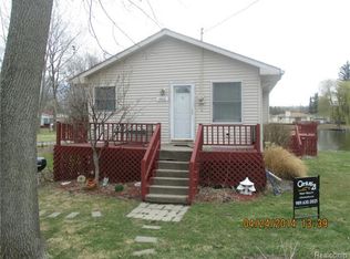 4466 Arden Park Dr, Silverwood, MI 48760