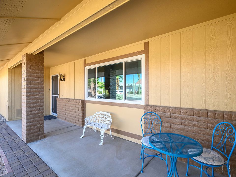 1st image of 21439 N Palm Desert Dr