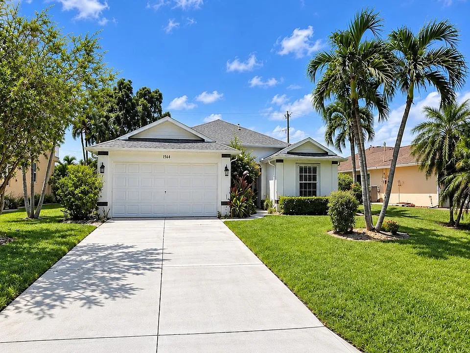 4914 SW 27th Ave