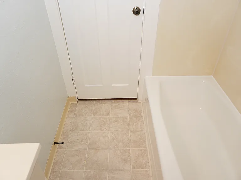 1661 Leavenworth St #2 — Photo 15