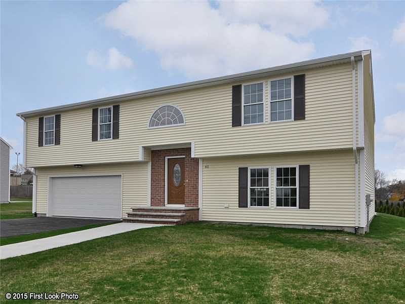 1st image of 65 Fairview Ave