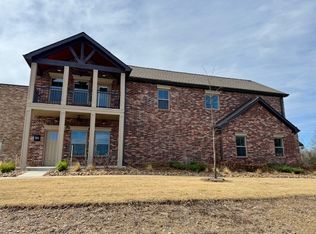 9115 R A Young Dr, Fort Smith, AR 72916