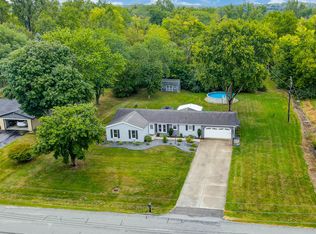 2949 Inwood Dr, Lima, OH 45806