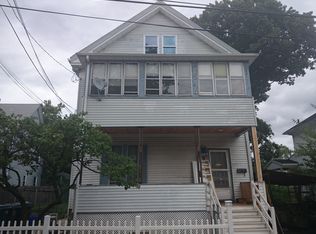 9 Cygnet St, Brighton, MA 02135