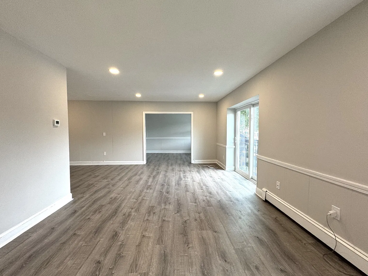 2 bed, 1.0 bath, 900 sqft, $2,550 — Photo 3