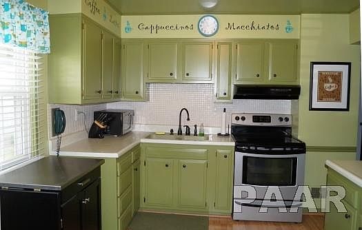 5th image of 3014 N Saint Philomena Ct