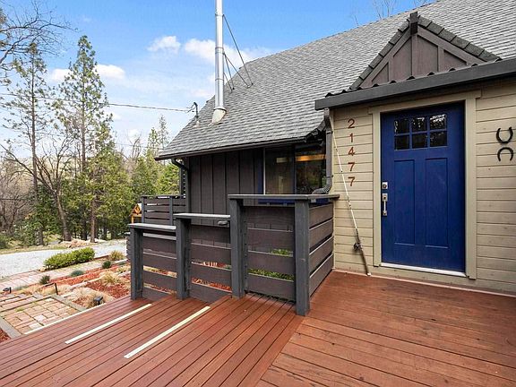 3rd image of 21477 Crystal Falls Dr