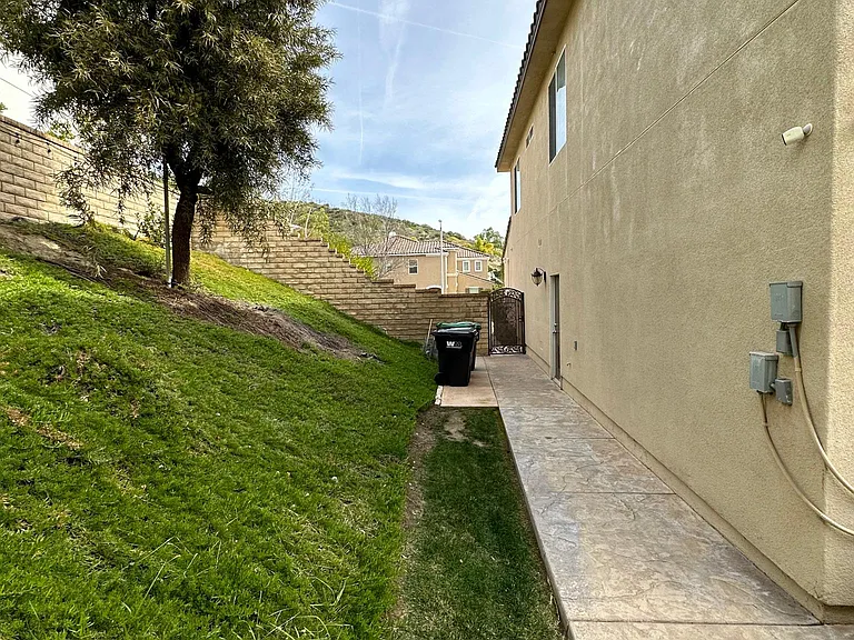 29131 N Black Pine Way — Photo 38