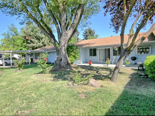 3920 W Main St, Medford, OR 97501